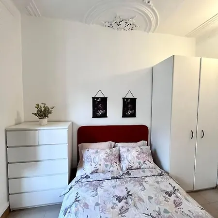 Frank's House & Happy Belem Gasthof *