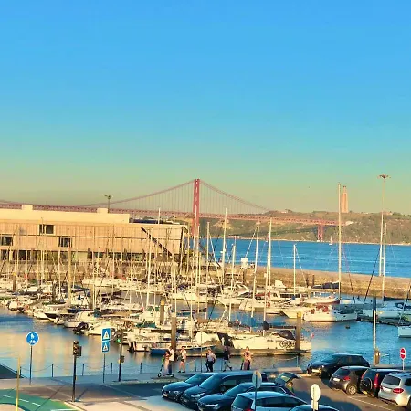 בית הארחה Frank's House & Happy Belem *