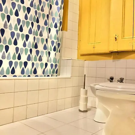 Gasthuis Frank's House & Happy Belem *