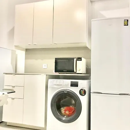 Frank's House & Happy Belem Gasthuis Lissabon