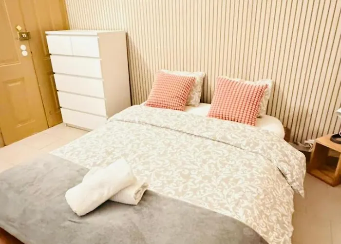 Pensión Frank's House & Happy Belem